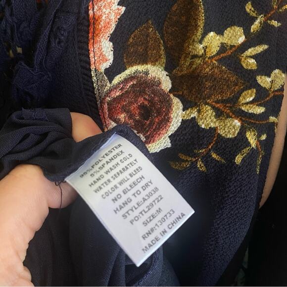 Altar’d State blue fora print sleeveless dress - Picture 5 of 7